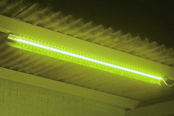 マジックオプトロンLED照明器